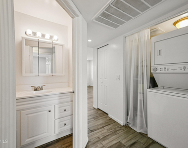 1234 N 36th Street - Photo Thumbnail 13