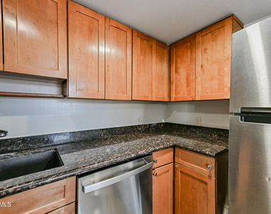 1234 N 36th Street - Photo Thumbnail 7