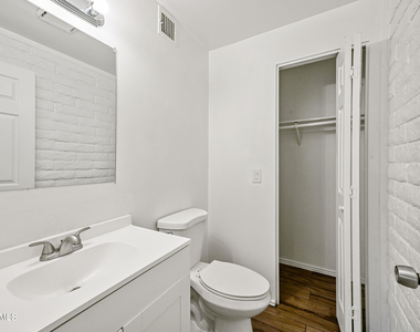 1234 N 36th Street - Photo Thumbnail 11