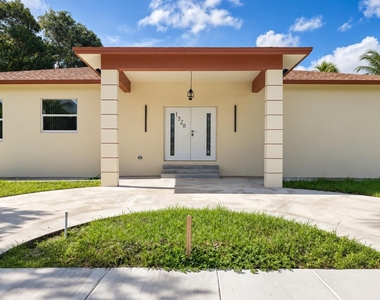 1720 Nw 15th Terrace - Photo Thumbnail 13