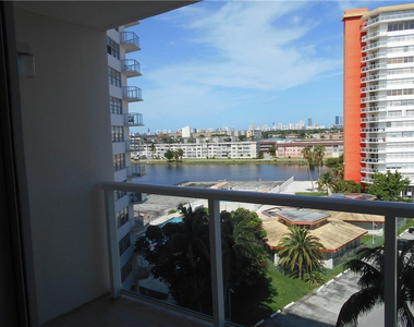 1301 Ne Miami Gardens Drive - Photo Thumbnail 4