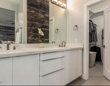 7692 E Phantom Way - Photo Thumbnail 10