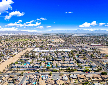 3065 N 67th Avenue - Photo Thumbnail 42