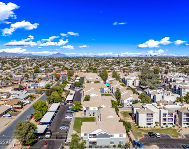 3065 N 67th Avenue - Photo Thumbnail 38