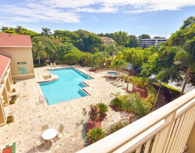 1845 Palm Cove Boulevard - Photo Thumbnail 22