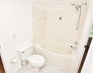 1845 Palm Cove Boulevard - Photo Thumbnail 17