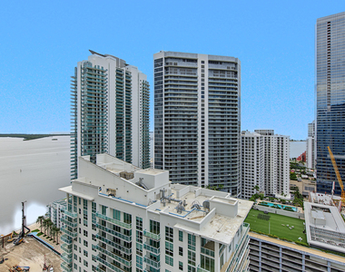 1200 Brickell Bay Drive - Photo Thumbnail 6