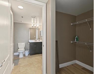 1200 Brickell Bay Drive - Photo Thumbnail 21