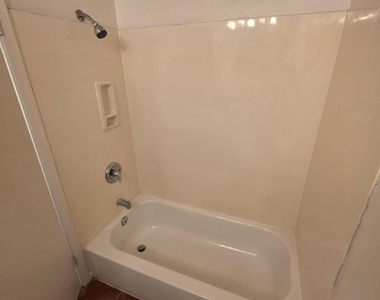 424 W Brown Road - Photo Thumbnail 20