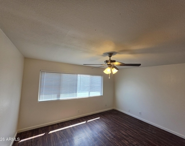 424 W Brown Road - Photo Thumbnail 12