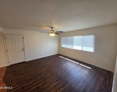 424 W Brown Road - Photo Thumbnail 3