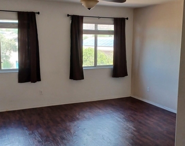 3930 W Hackamore Drive - Photo Thumbnail 9