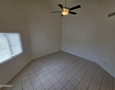 8229 W Yucca Street - Photo Thumbnail 9