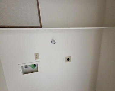 8229 W Yucca Street - Photo Thumbnail 19