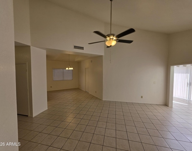 8229 W Yucca Street - Photo Thumbnail 2