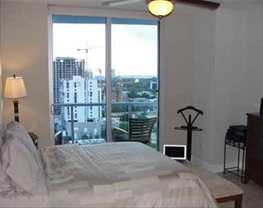 185 Sw 7th Street - Photo Thumbnail 8