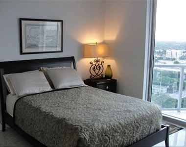 185 Sw 7th Street - Photo Thumbnail 6