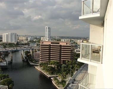 185 Sw 7th Street - Photo Thumbnail 10