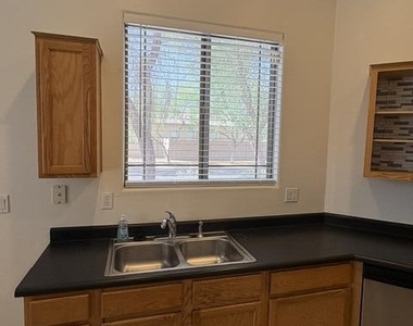28446 N 51st Street - Photo Thumbnail 6