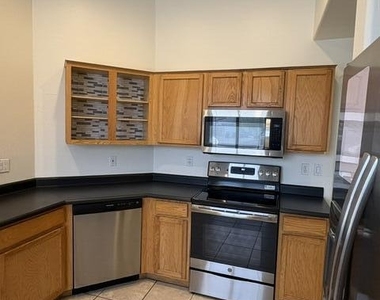 28446 N 51st Street - Photo Thumbnail 5