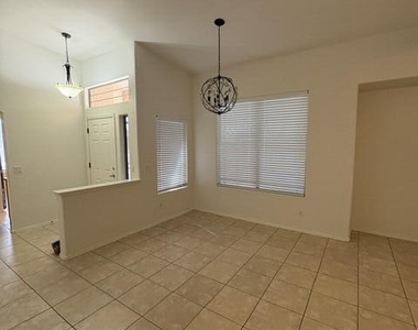 28446 N 51st Street - Photo Thumbnail 3