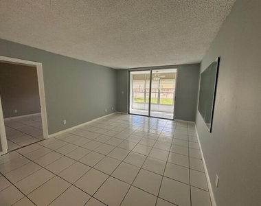 6200 Nw 62nd Street - Photo Thumbnail 3