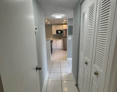 6200 Nw 62nd Street - Photo Thumbnail 12