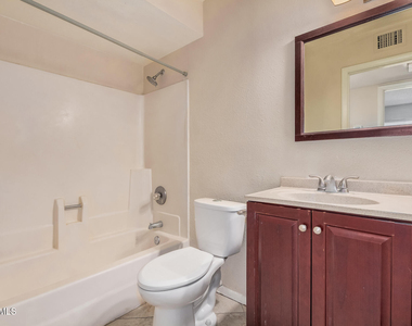 300 W El Alba Way - Photo Thumbnail 15