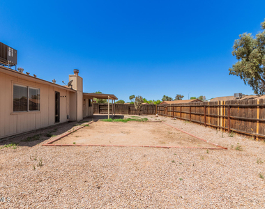300 W El Alba Way - Photo Thumbnail 18