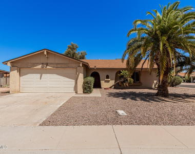 300 W El Alba Way - Photo Thumbnail 1