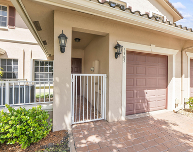 3505 Lakeside Drive - Photo Thumbnail 36
