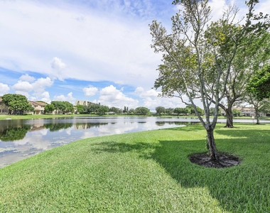 3505 Lakeside Drive - Photo Thumbnail 38
