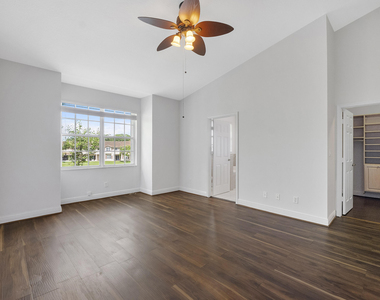 3505 Lakeside Drive - Photo Thumbnail 19