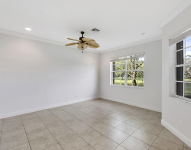 3505 Lakeside Drive - Photo Thumbnail 10
