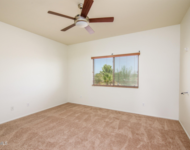 44640 W Yucca Lane - Photo Thumbnail 18
