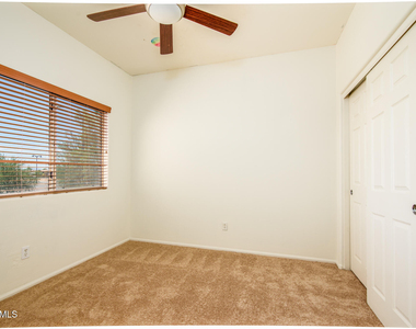 44640 W Yucca Lane - Photo Thumbnail 22