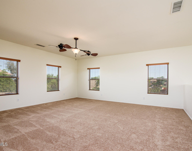 44640 W Yucca Lane - Photo Thumbnail 17