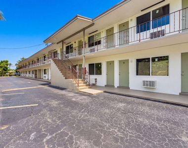 60 Nw 79th Street - Photo Thumbnail 15