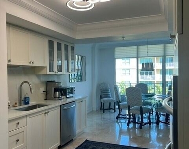 99 Se Mizner Boulevard - Photo Thumbnail 5