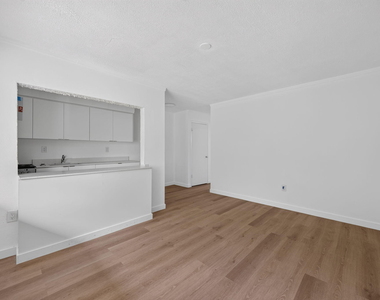 60 Nw 79th Street - Photo Thumbnail 1