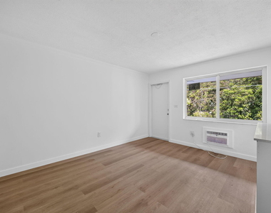 60 Nw 79th Street - Photo Thumbnail 6