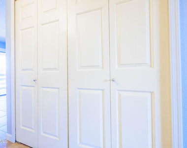 1241 N 48th Street - Photo Thumbnail 16