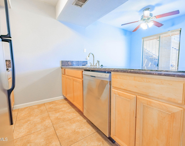 1241 N 48th Street - Photo Thumbnail 12