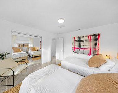 2925 Ne 1st Avenue - Photo Thumbnail 30