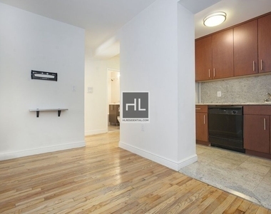 Park Avenue South - Photo Thumbnail 1