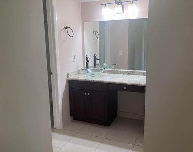 3323 Perimeter Drive - Photo Thumbnail 18