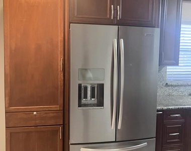 3323 Perimeter Drive - Photo Thumbnail 28