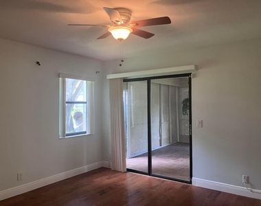 3323 Perimeter Drive - Photo Thumbnail 15