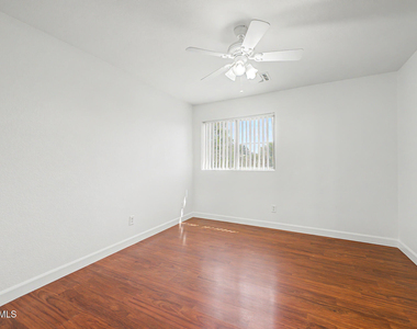 3358 E Park Avenue - Photo Thumbnail 29