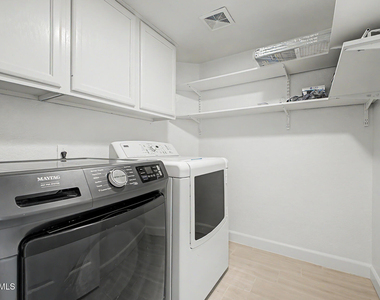 3358 E Park Avenue - Photo Thumbnail 39